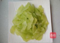 肉末炒莴笋的做法图解2