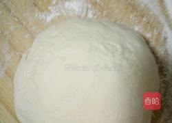 韭菜鸡蛋粉条包子的做法图解1