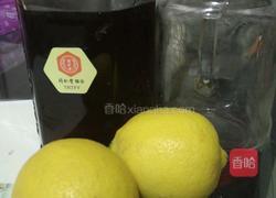 每天来一杯蜂蜜柠檬水美容养颜还瘦身哦的做法图解1