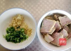 鸡腿菇炒肉片的做法图解3