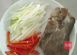 凉拌猪肝的做法图解1