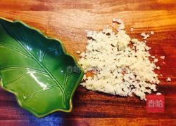 清蒸马蹄鸡肉饼的做法图解2