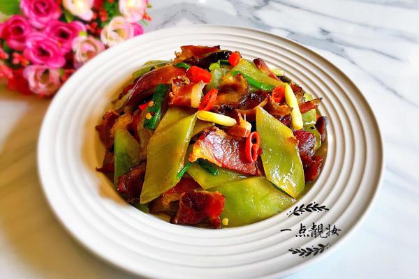 莴笋炒腊肉的精选做法