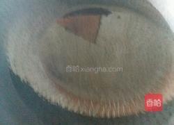 咸蛋黄煲豆腐的做法图解2