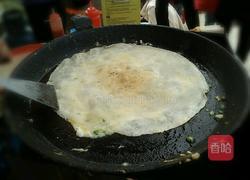 街头煎饼的做法图解4