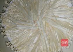 蒜蓉清蒸金针菇的做法图解2