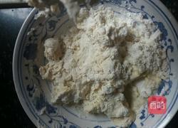 自制春卷皮的做法图解1