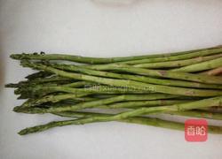 芦笋肉丝爽口菜的做法图解1