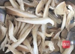 香酥蘑菇的做法图解2