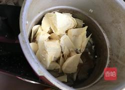 毛笋炖咸肉的做法图解3