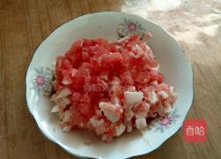 肉酱拌菠菜的做法图解2