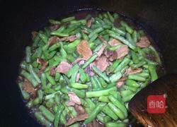 豆角炒肉蒸面条的做法图解7