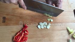 蚕豆米炒肉的做法图解8