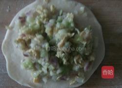 包子……鸡蛋西葫芦洋葱馅的做法图解8