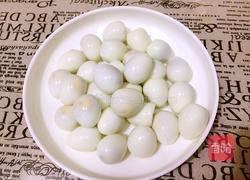 酥皮鹌鹑蛋的做法图解2