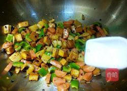 辣炒莲藕豆干丁的做法图解8