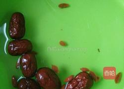 红枣地瓜米粥的做法图解1