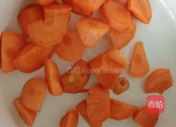 土豆胡萝卜炖牛肉的做法图解3