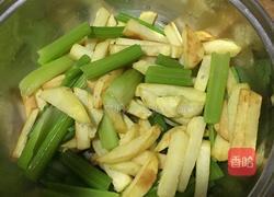 香辣鱿鱼虾干锅的做法图解3