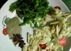 辣炒螺丝的做法图解1