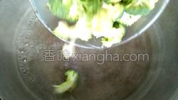 腰果西兰花的做法图解3