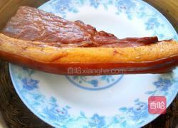 荷兰豆炒腊肉的做法图解1