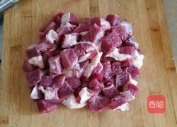 西红柿牛腩炖土豆的做法图解2