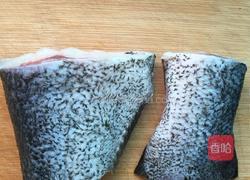 香酥鱼块的做法图解1