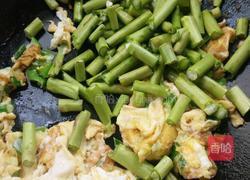 鸡蛋芦笋茎的做法图解7