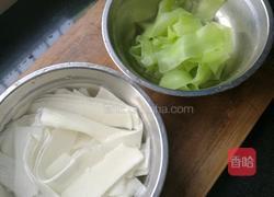 山药青笋卷的做法图解1