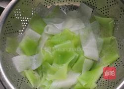 山药青笋卷的做法图解3