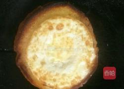 奶包煎蛋的做法图解4