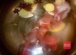 青菜骨头汤的做法图解2