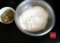 油烙肉馅小饼的做法图解1