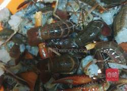 湘味麻辣小龙虾的做法图解1