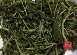 香椿煎土鸡蛋的做法图解1