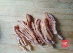 猪耳拌黄瓜的做法图解1