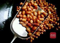 酥花生米的做法图解6