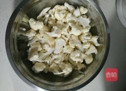 家常炒菜花的做法图解2