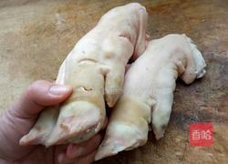 花生猪蹄汤的做法图解1