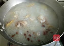 花生猪蹄汤的做法图解3