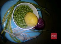 蒜苔火腿炒洋芋的做法图解1