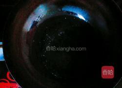 猪血圆子沾胡萝卜的做法图解1