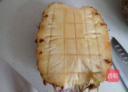 菠萝银耳枸杞汤的做法图解3