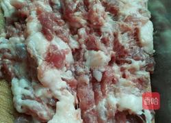 猪肉馅饺子的做法图解1