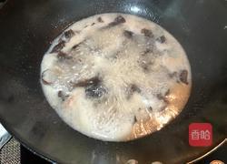 木耳肉片汤的做法图解7