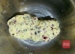 芝麻蔓越莓酥的做法图解9