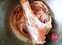 烤羊腿的做法图解1