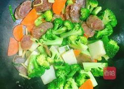 腊味西兰花的做法图解10