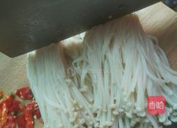 麻辣金针菇的做法图解4